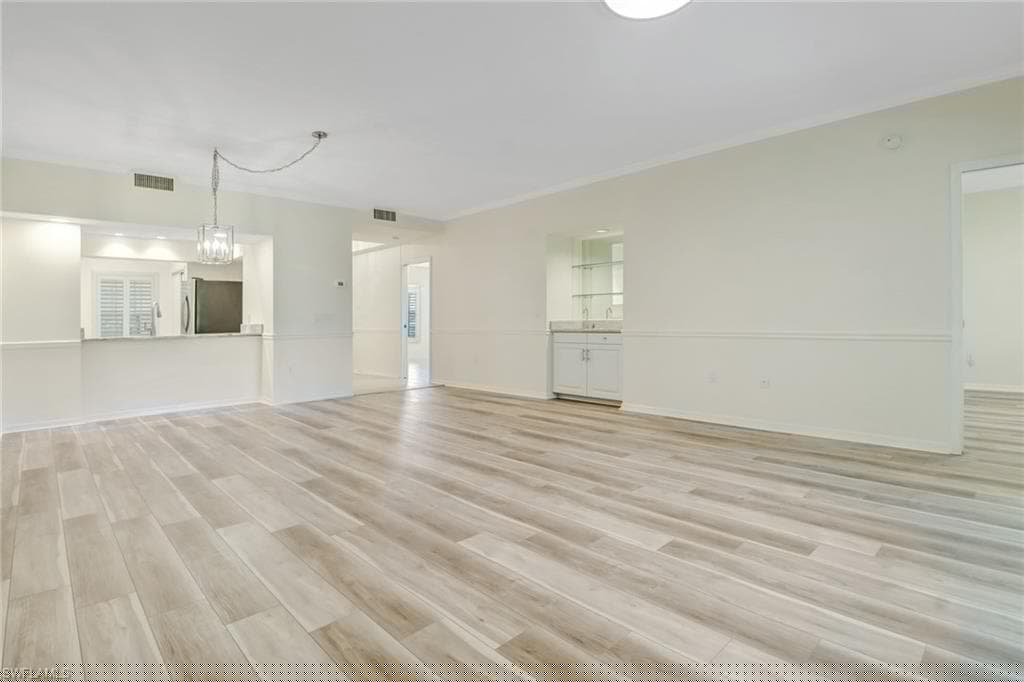 512 Sugar Pine Ln 512, Naples, FL 34108-12