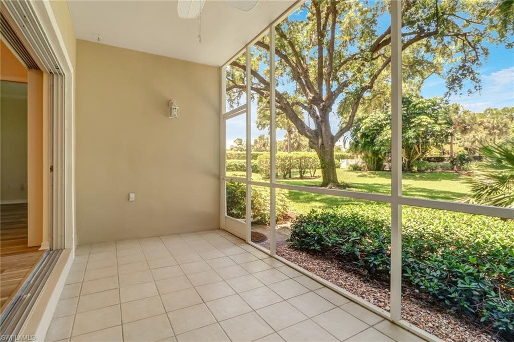 512 Sugar Pine Ln 512, Naples, FL 34108-32