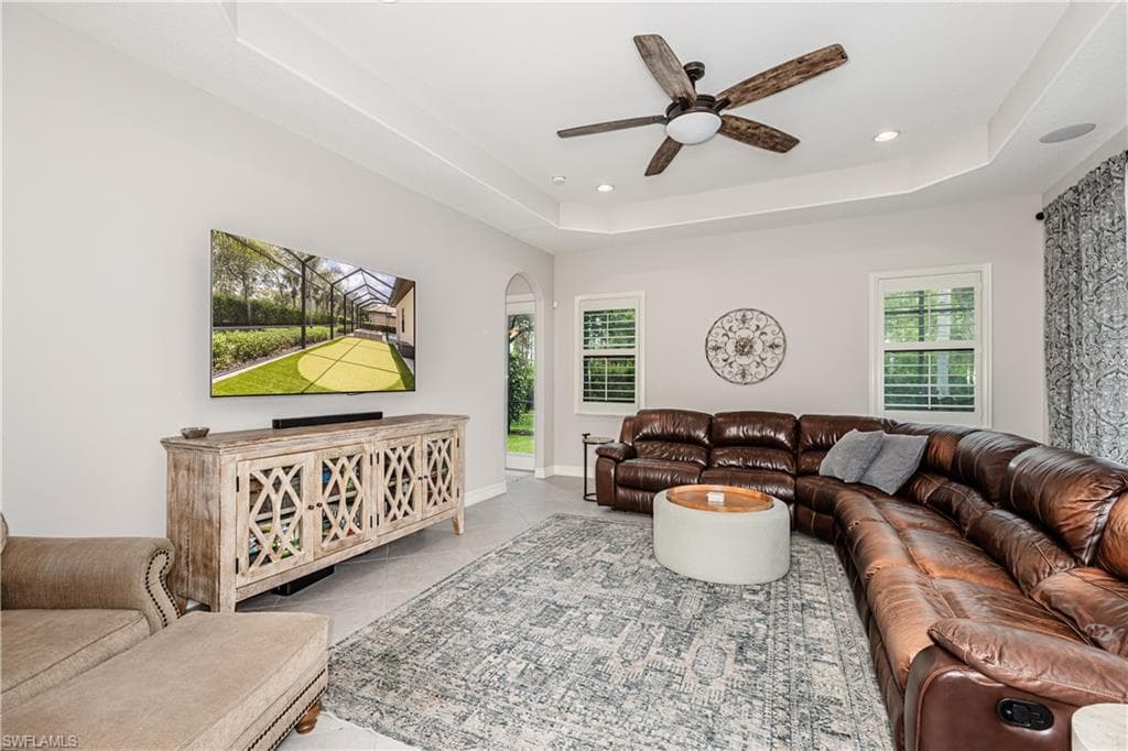 7307 Acorn Way, Naples, FL 34119-3