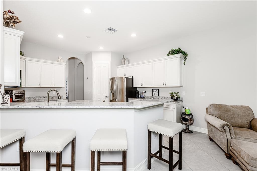 7307 Acorn Way, Naples, FL 34119-5