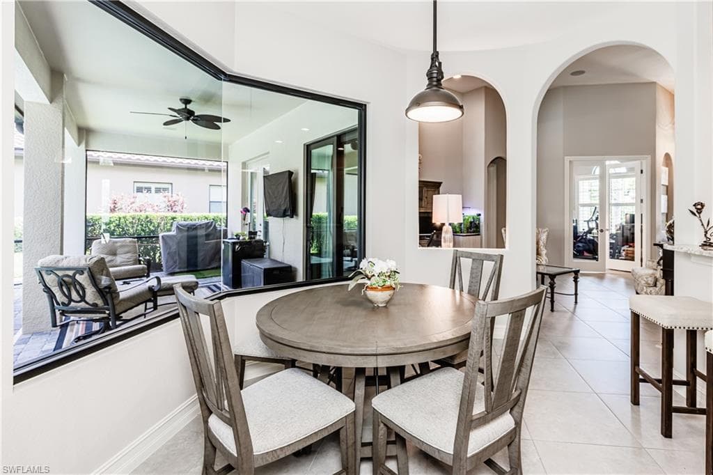 7307 Acorn Way, Naples, FL 34119-6