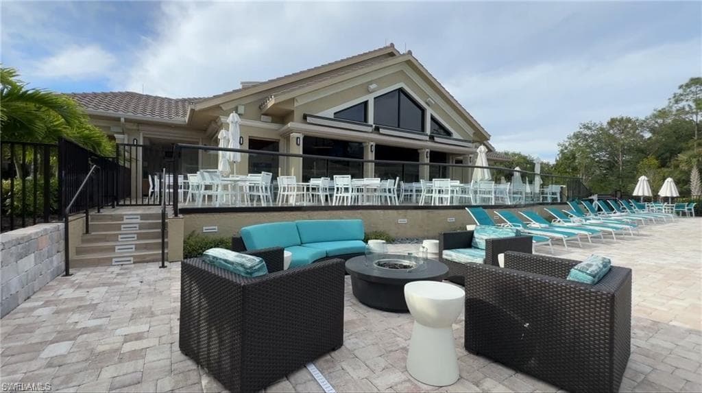 3770 Sawgrass Way 3445, Naples, FL 34112-33
