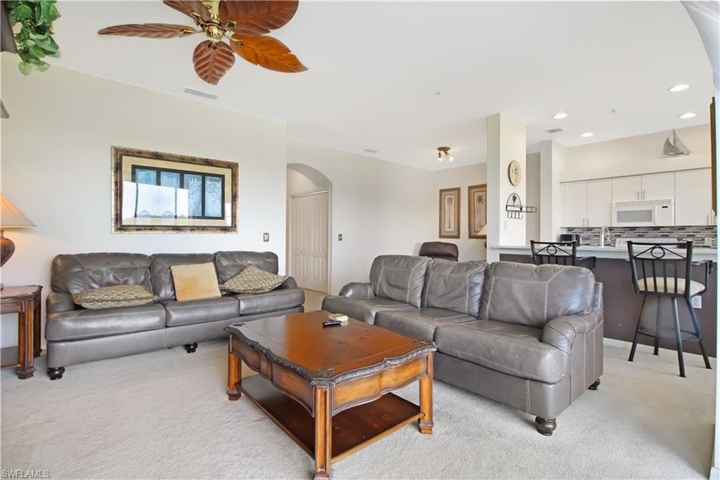 3770 Sawgrass Way 3445, Naples, FL 34112-3