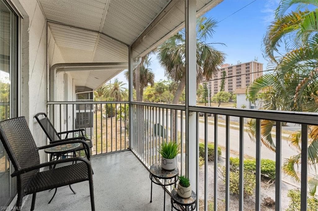 1849 Maravilla Ave A12, Fort Myers, FL 33901-24