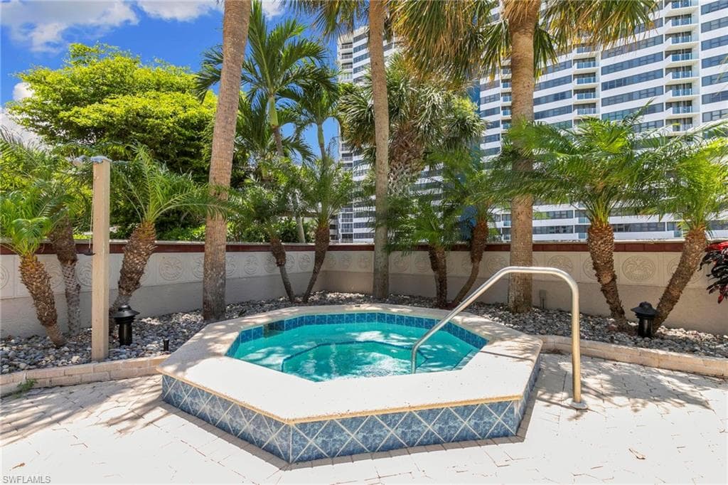 100 Collier Blvd 507, Marco Island, FL 34145-33