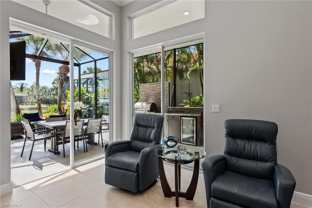 8540 Pepper Tree Way, Naples, FL 34114-8
