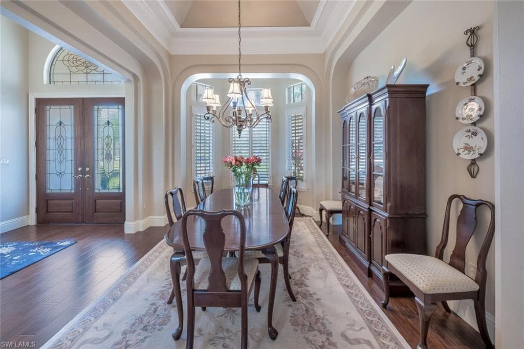 3032 Castalain Ct, Naples, FL 34105-8
