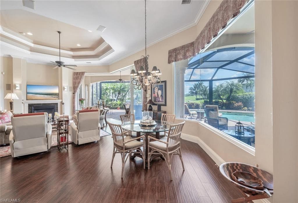 3032 Castalain Ct, Naples, FL 34105-11