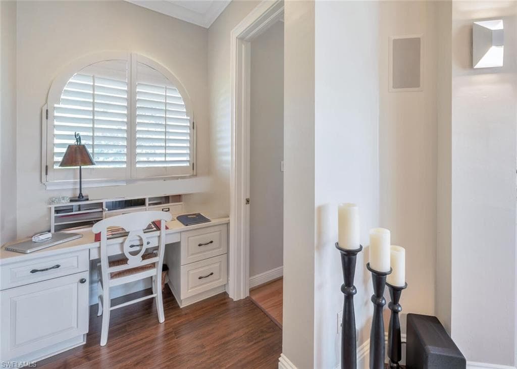 3032 Castalain Ct, Naples, FL 34105-22