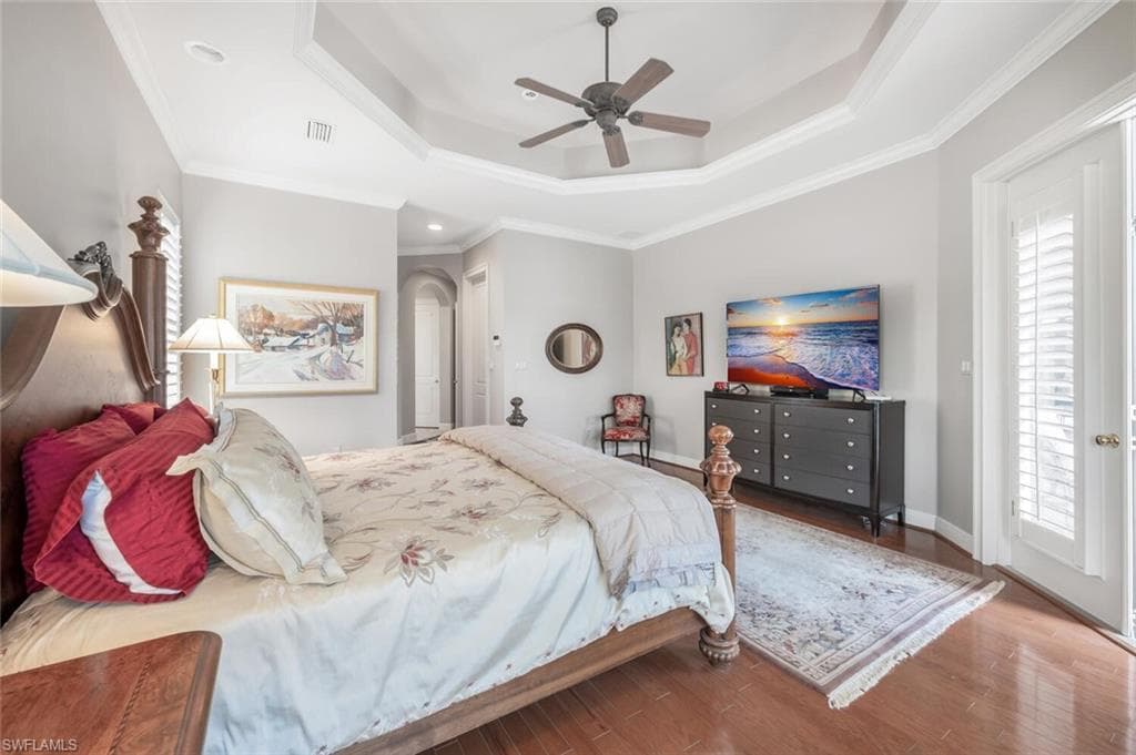 3032 Castalain Ct, Naples, FL 34105-24