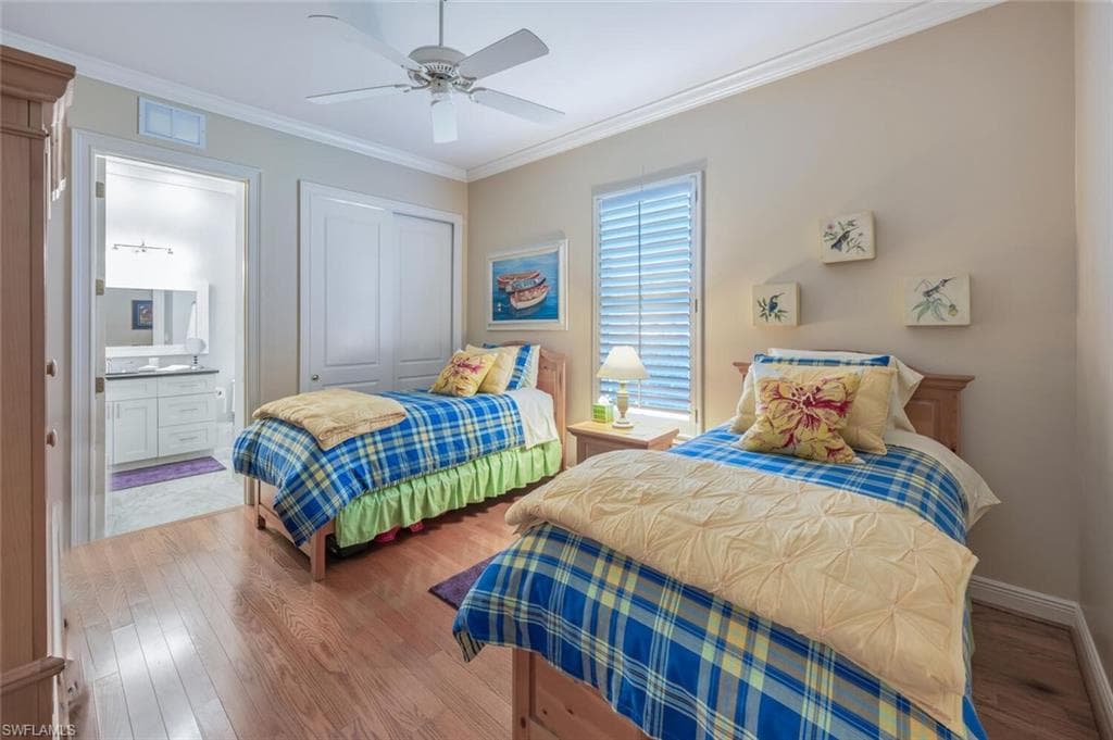 3032 Castalain Ct, Naples, FL 34105-33
