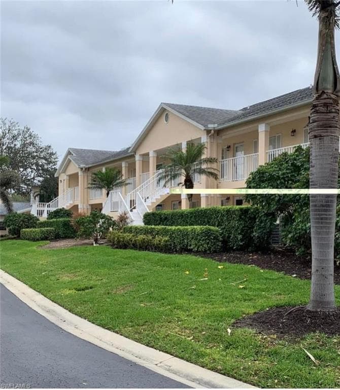 773 Wiggins Lake Dr 102, Naples, FL 34110-3
