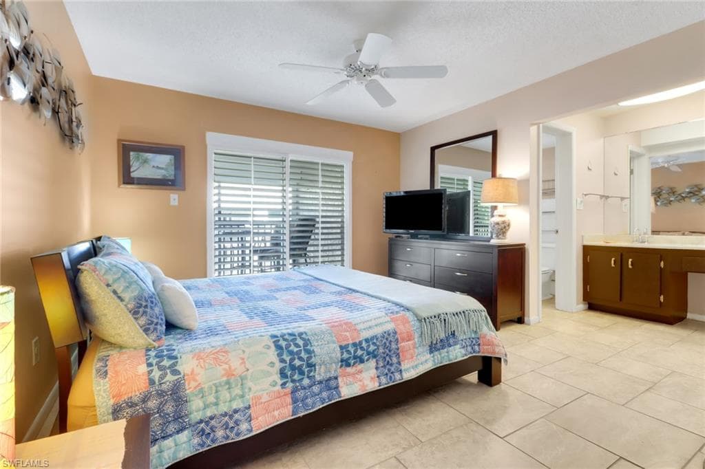 788 Park Shore Dr C34, Naples, FL 34103-11