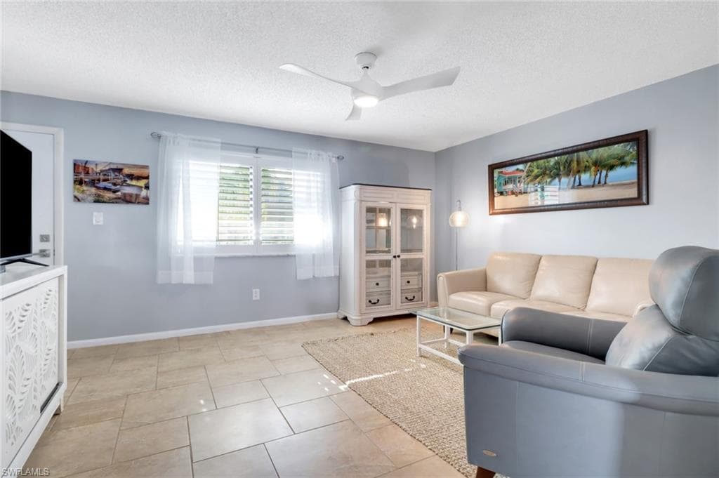 788 Park Shore Dr C34, Naples, FL 34103-3