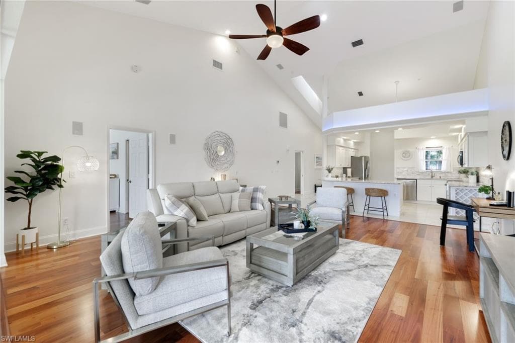 26271 Devonshire Ct 202, Bonita Springs, FL 34134-4