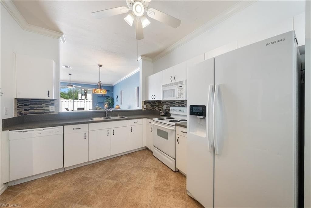 3621 Pine Oak Cir 105, Fort Myers, FL 33916-15