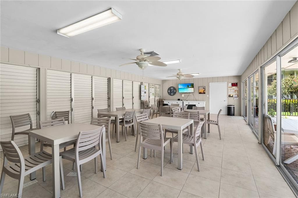 235 Seaview Ct C4, Marco Island, FL 34145-18