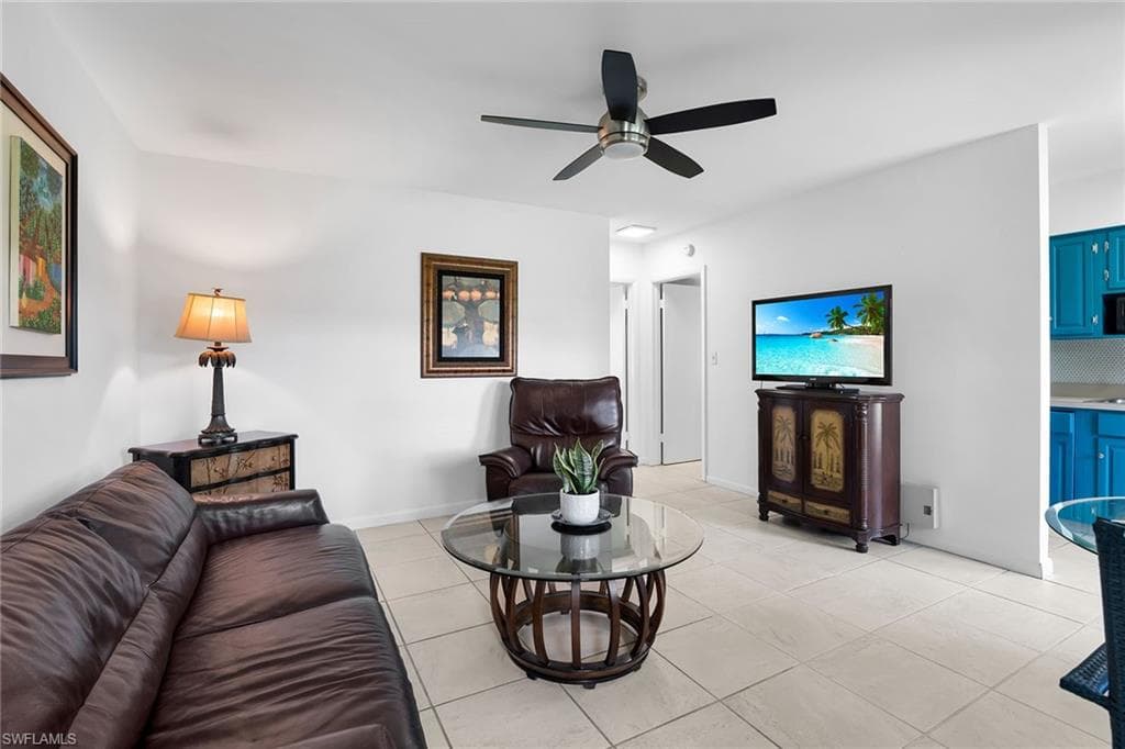 235 Seaview Ct C4, Marco Island, FL 34145-6