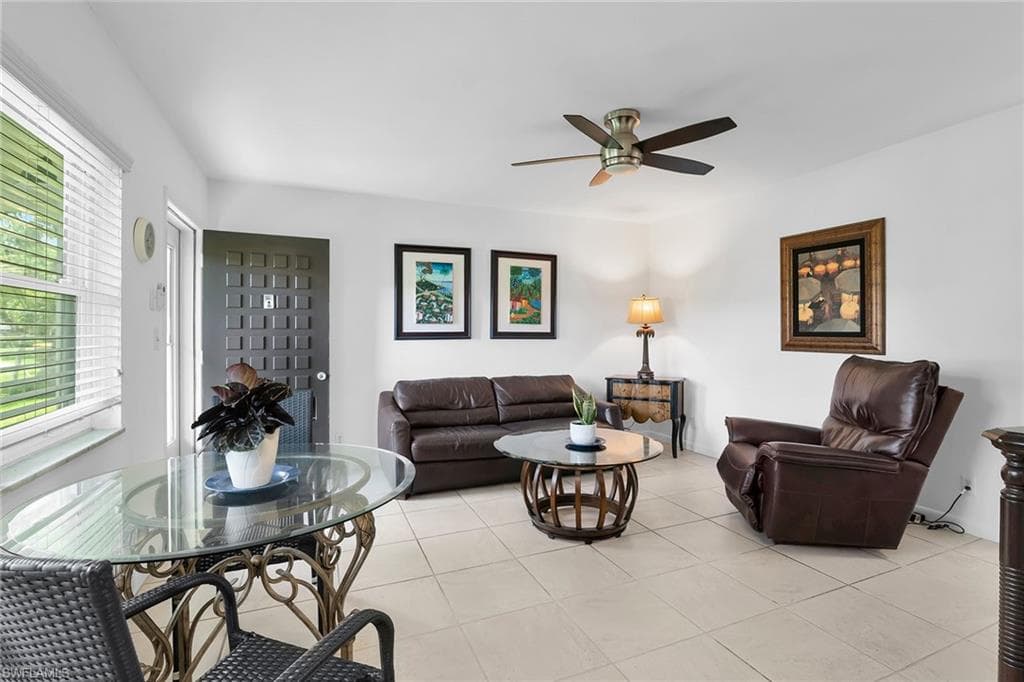 235 Seaview Ct C4, Marco Island, FL 34145-7