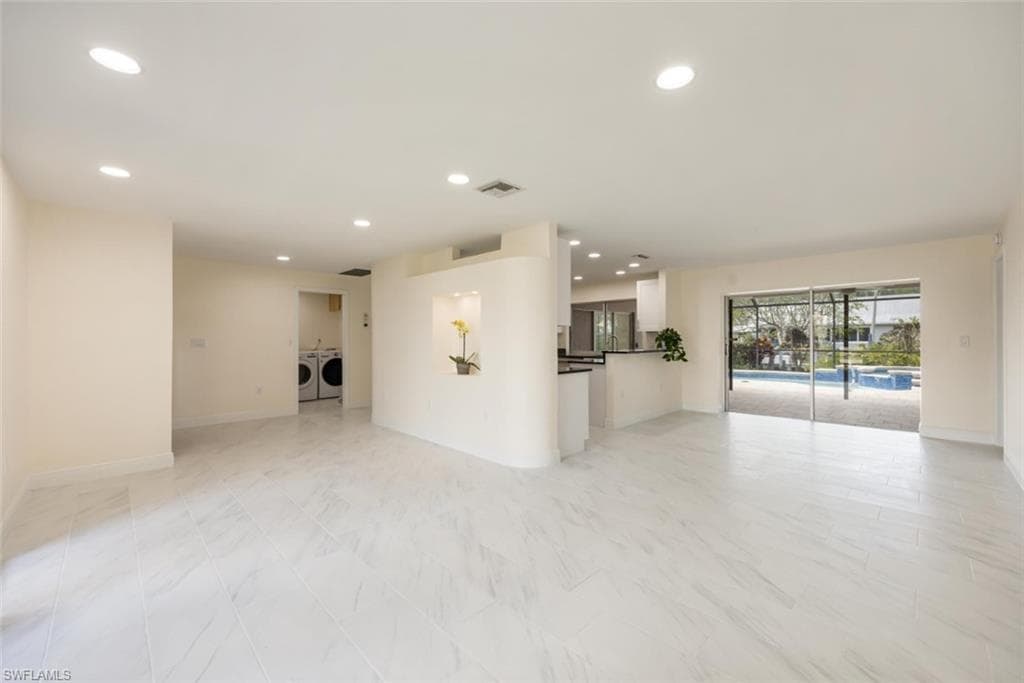 2232 Longboat Dr, Naples, FL 34104-10