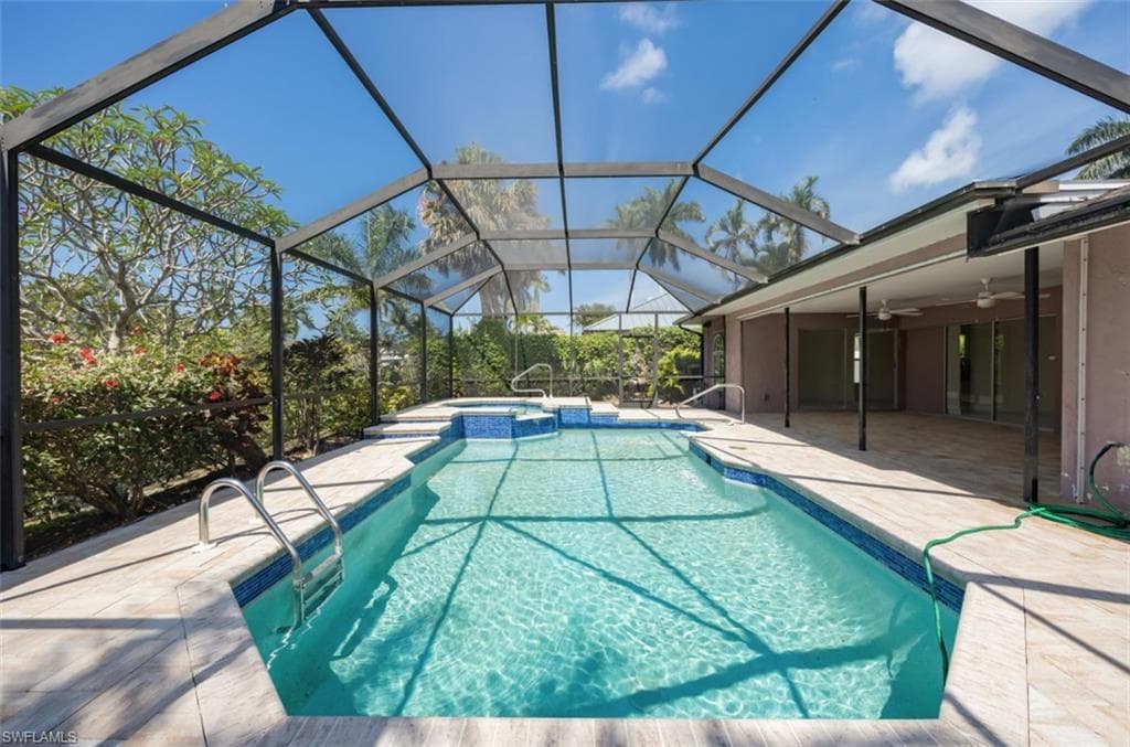 2232 Longboat Dr, Naples, FL 34104-23