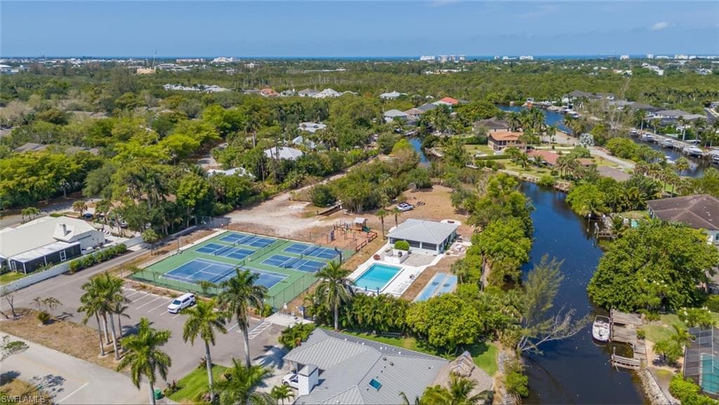 2232 Longboat Dr, Naples, FL 34104-25