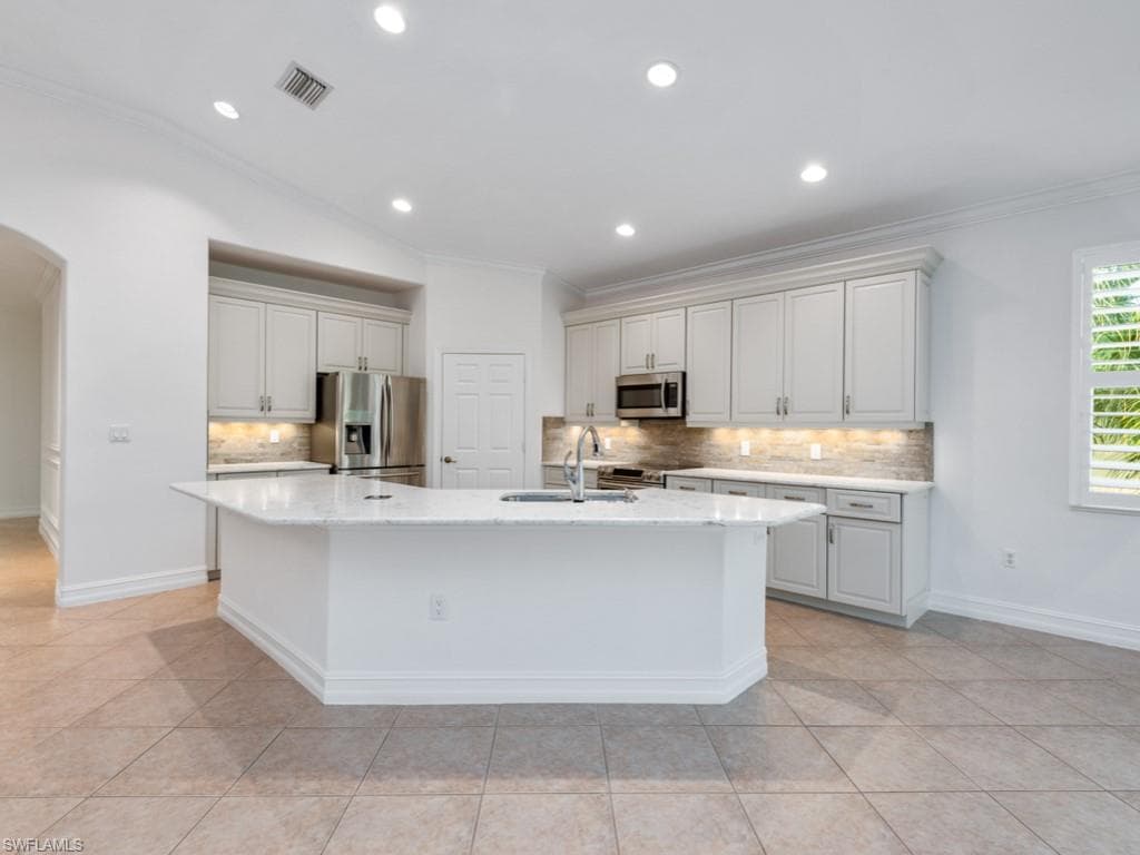1264 Rialto Way 201, Naples, FL 34114-12
