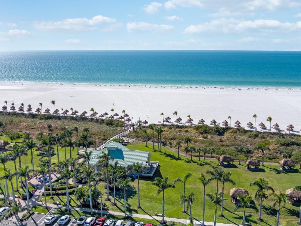 1264 Rialto Way 201, Naples, FL 34114-42
