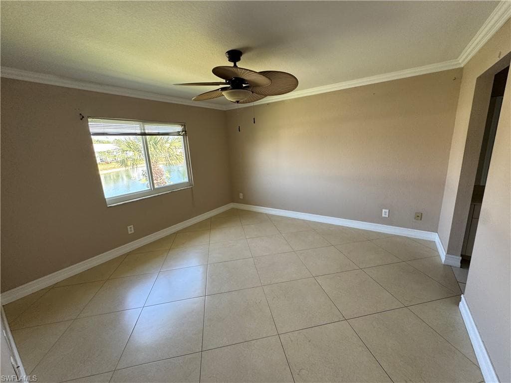 388 Belina Dr 6, Naples, FL 34104-13
