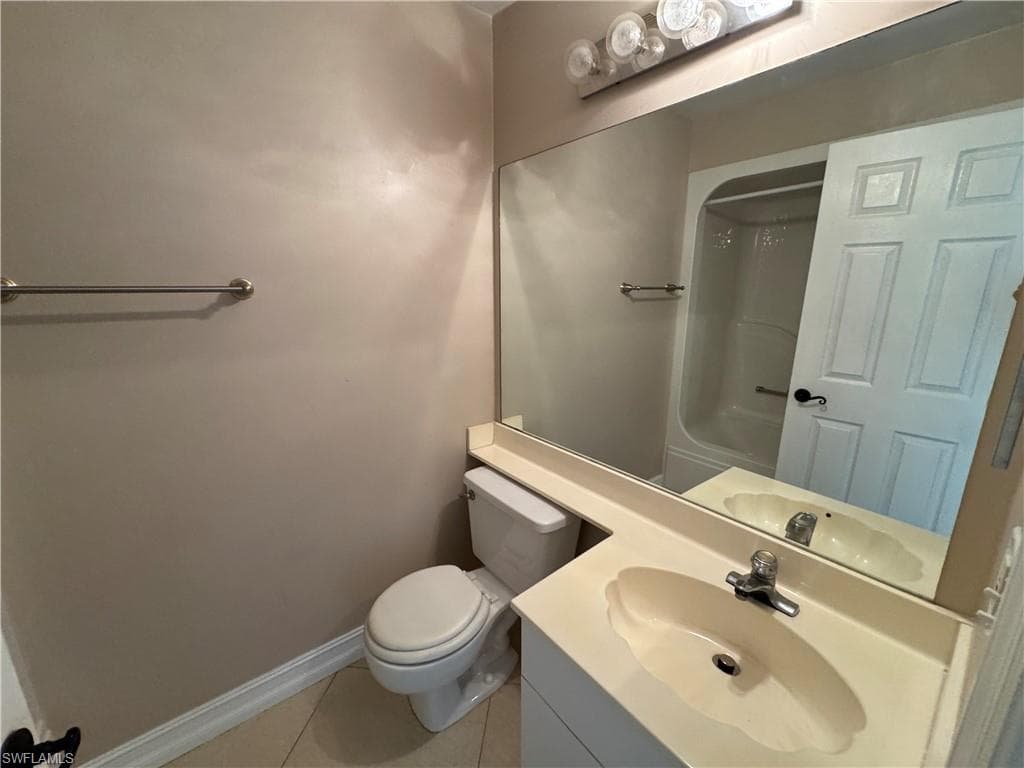 388 Belina Dr 6, Naples, FL 34104-18
