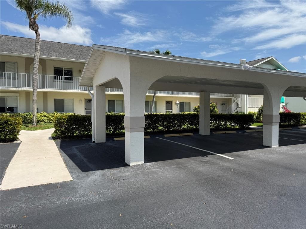 388 Belina Dr 6, Naples, FL 34104-2
