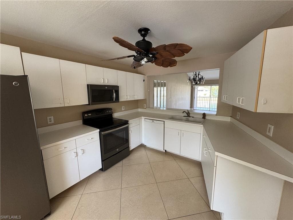 388 Belina Dr 6, Naples, FL 34104-4