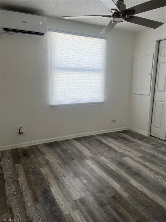 777 Walkerbilt Rd 9, Naples, FL 34110-10