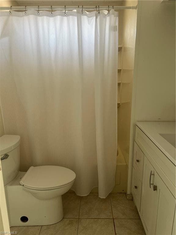 777 Walkerbilt Rd 9, Naples, FL 34110-8