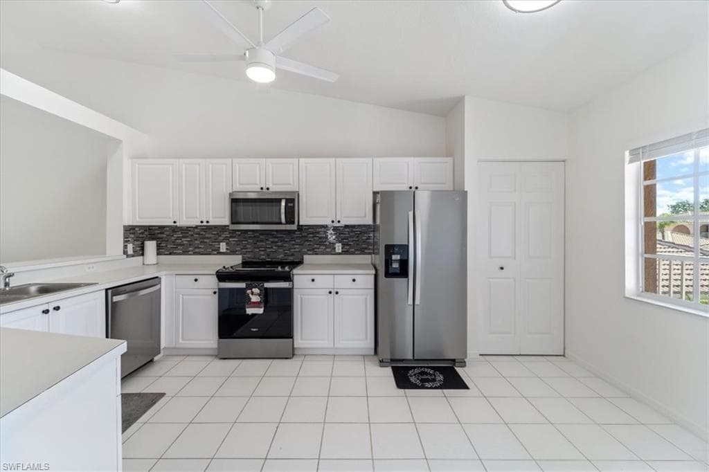 9060 Michael Cir 2, Naples, FL 34113-14