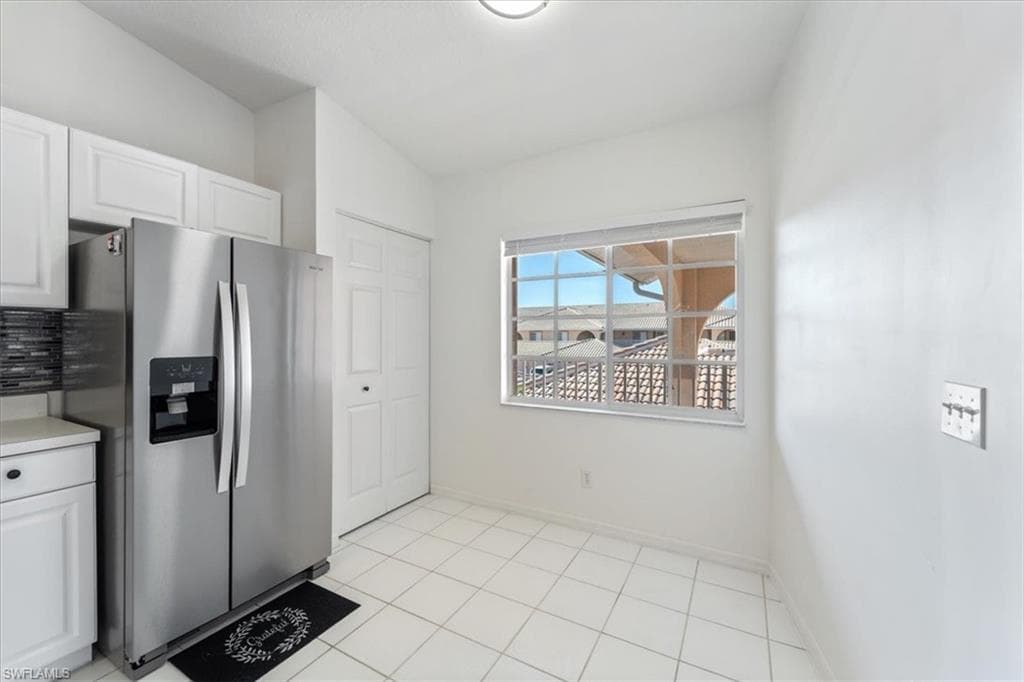 9060 Michael Cir 2, Naples, FL 34113-15