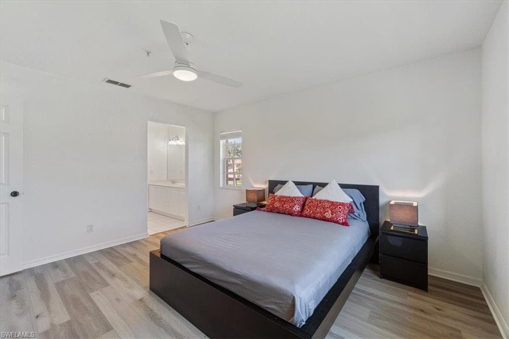 9060 Michael Cir 2, Naples, FL 34113-19
