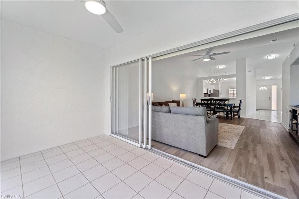 9060 Michael Cir 2, Naples, FL 34113-29
