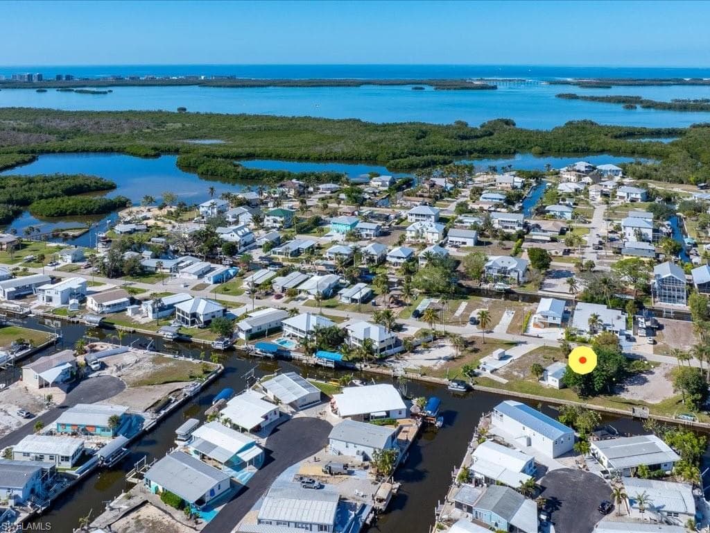 24518 Dolphin St, Bonita Springs, FL 34134-2