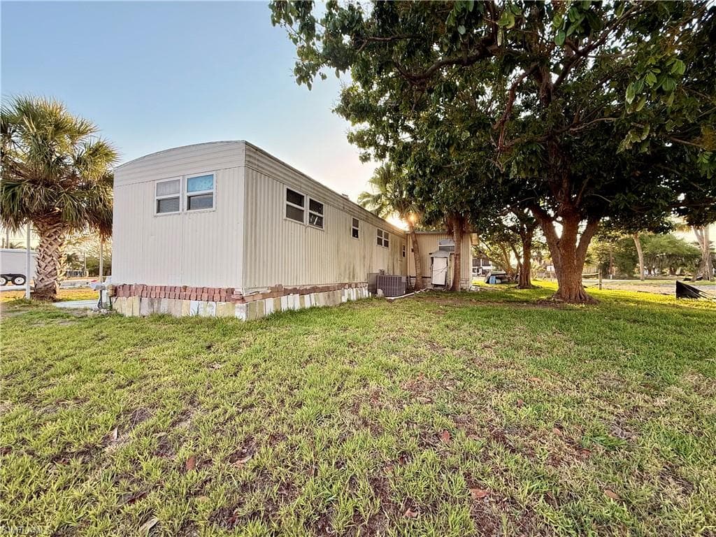 24518 Dolphin St, Bonita Springs, FL 34134-8