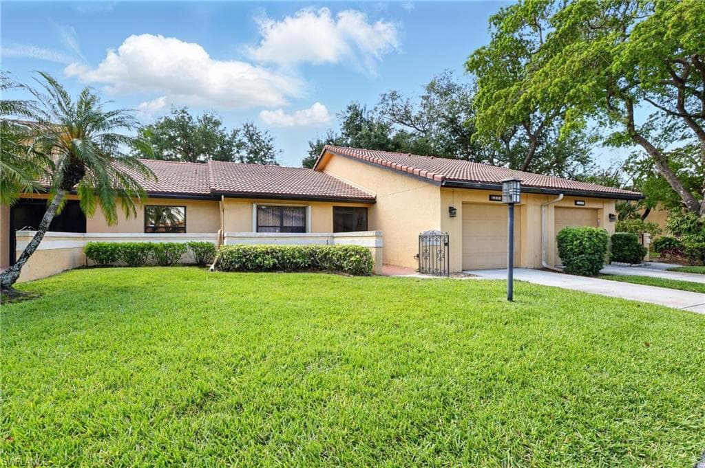 5338 Concord Way, Fort Myers, FL 33907-4