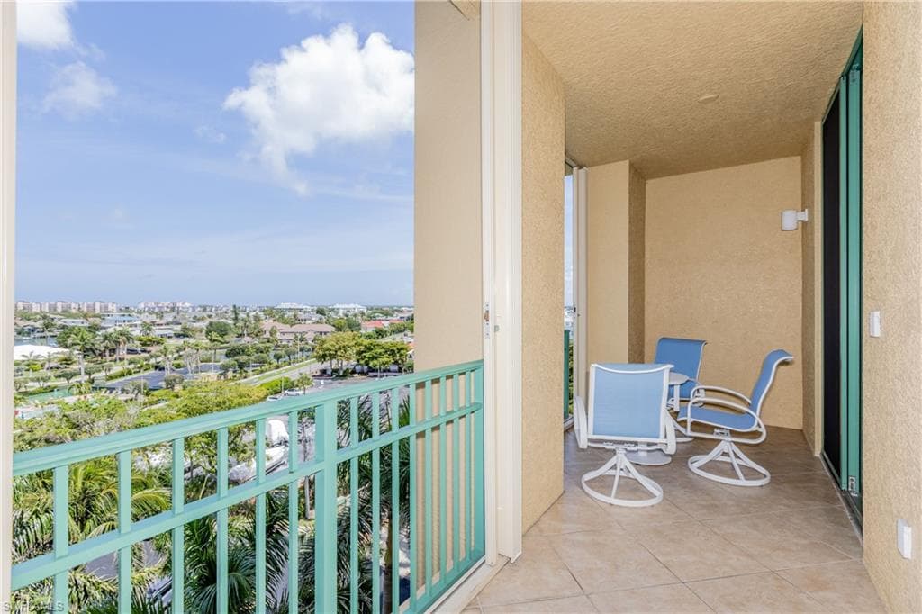 1079 Bald Eagle Dr N703, Marco Island, FL 34145-16