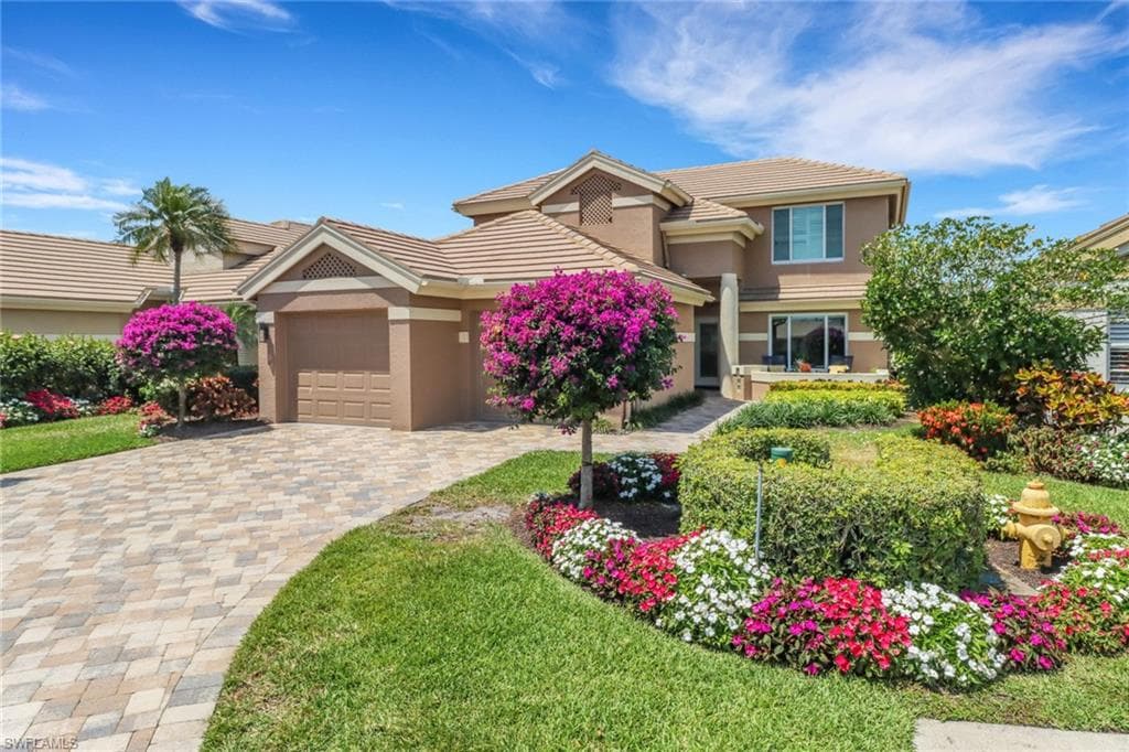 10370 Quail Crown Dr 122-6, Naples, FL 34119-1
