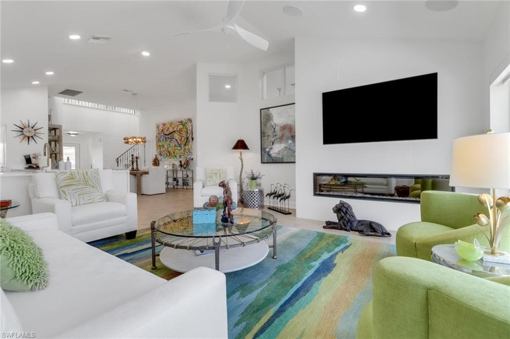 10370 Quail Crown Dr 122-6, Naples, FL 34119-5
