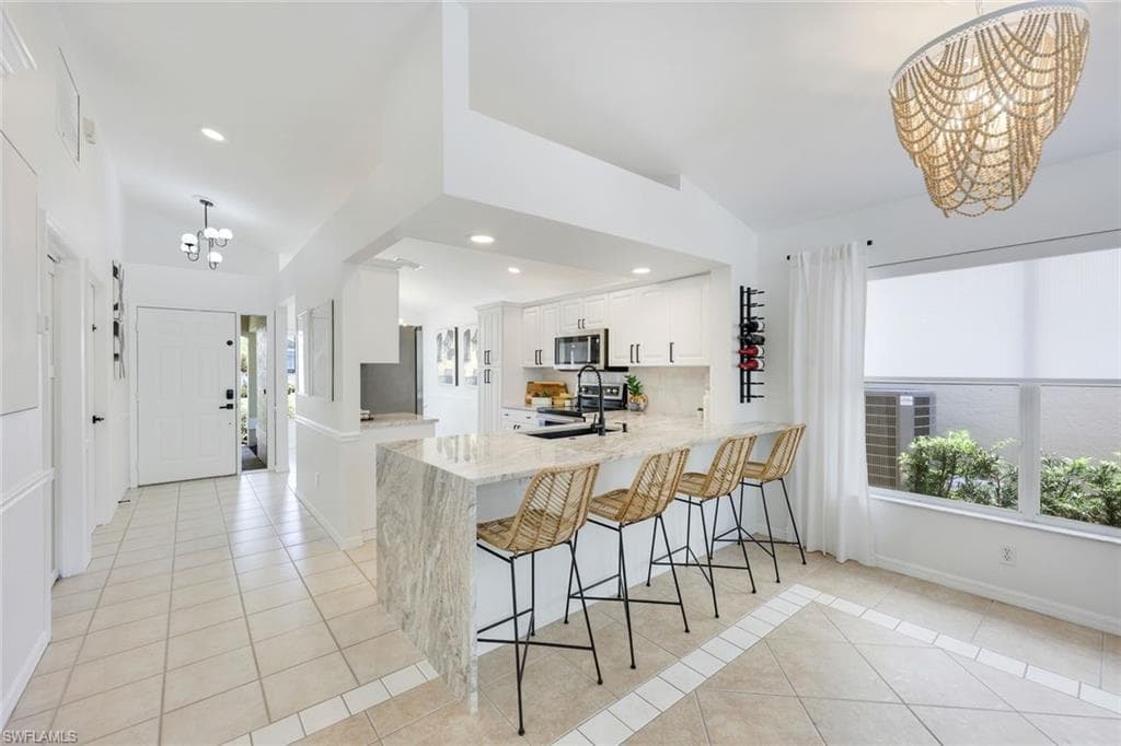 1588 Weybridge Cir 51, Naples, FL 34110-11