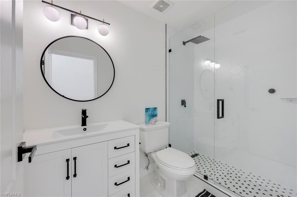 1588 Weybridge Cir 51, Naples, FL 34110-17