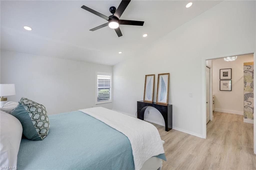 1588 Weybridge Cir 51, Naples, FL 34110-8