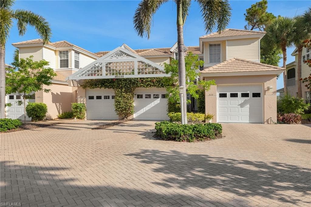 25110 Goldcrest Dr 212, Bonita Springs, FL 34134-2