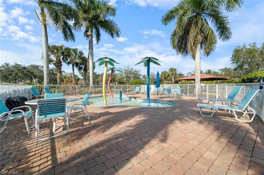 14439 Manchester Dr, Naples, FL 34114-21
