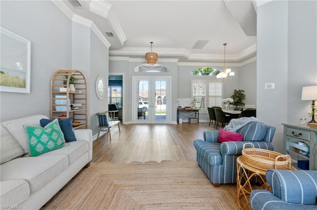 4005 Reflection Ct, Naples, FL 34109-9